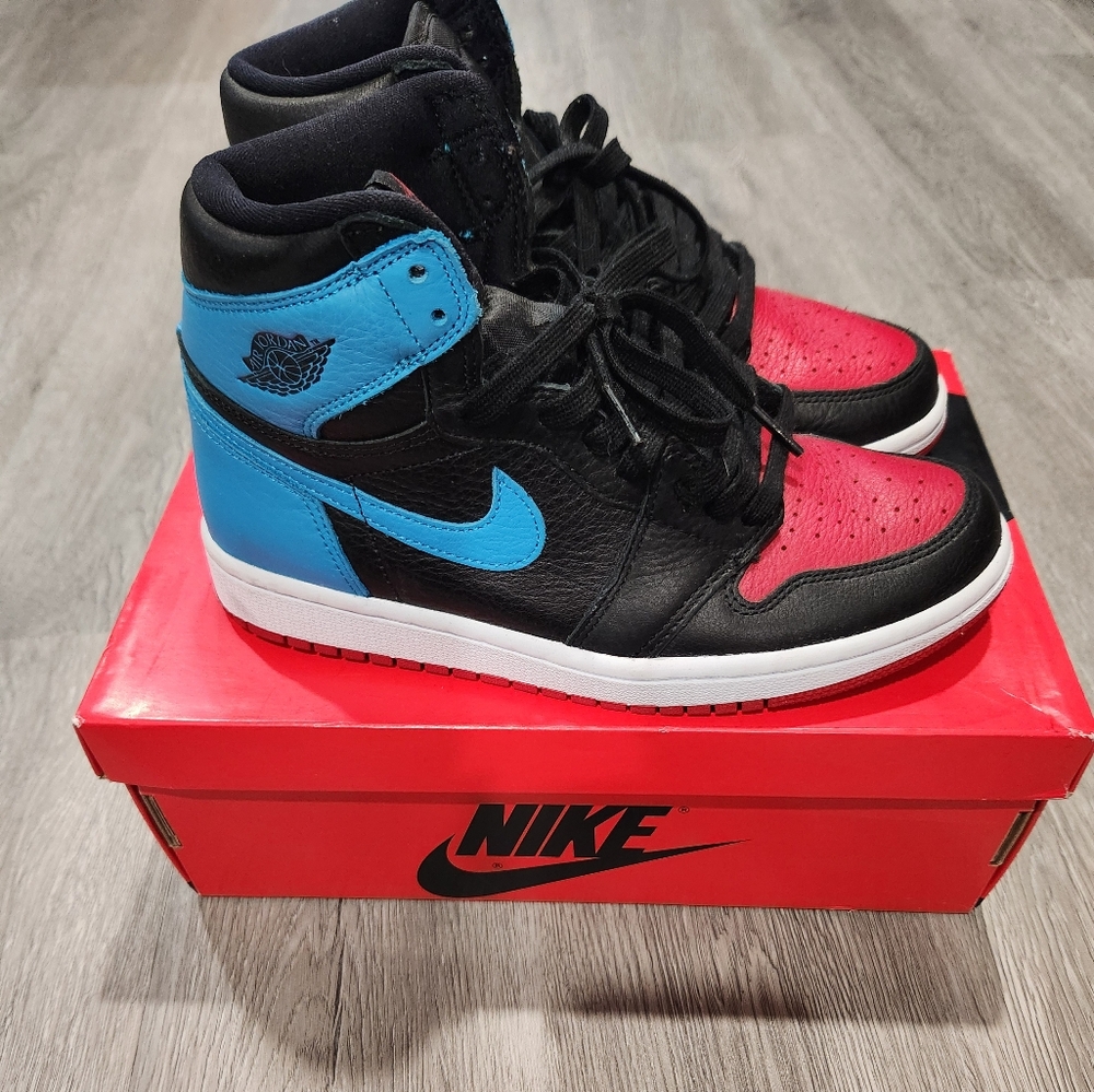 SOLD Nike Air Jordan 1 High OG